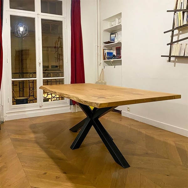 Mobilier bois et résine à Montargis